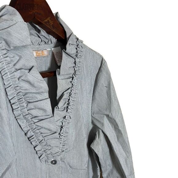 Zoe D. Cotton Blend Button Down Shirt - Picture 3 of 7